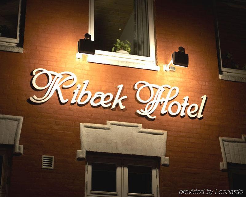 Hotel Jernbanegade Kibaek ภายนอก รูปภาพ