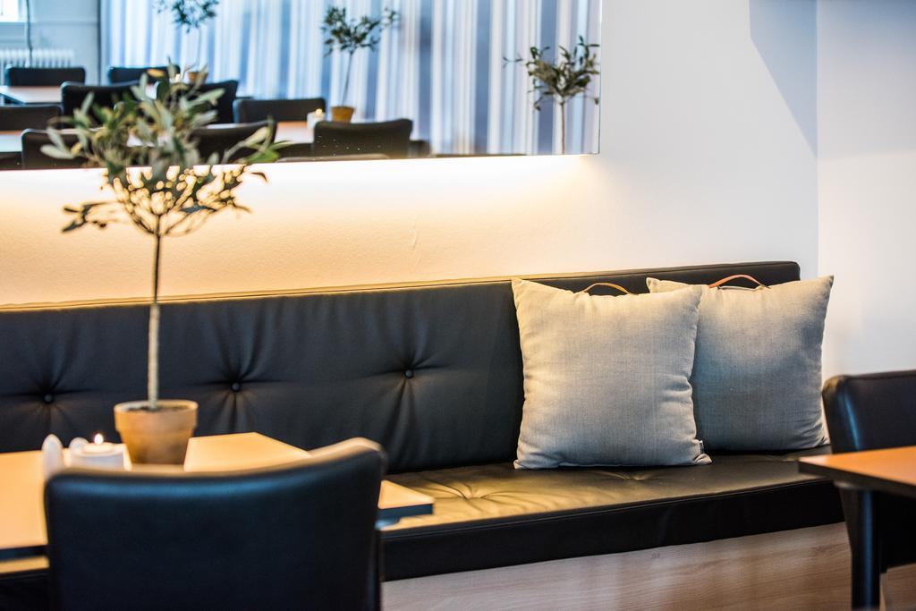 Hotel Jernbanegade Kibaek ภายนอก รูปภาพ