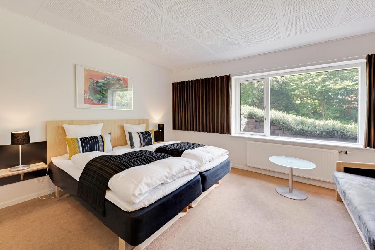 Hotel Jernbanegade Kibaek ภายนอก รูปภาพ